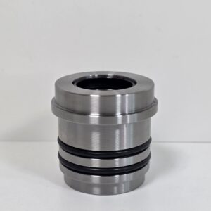 IA50-3055 Cylinder Head / Gland Assembly with Seals
