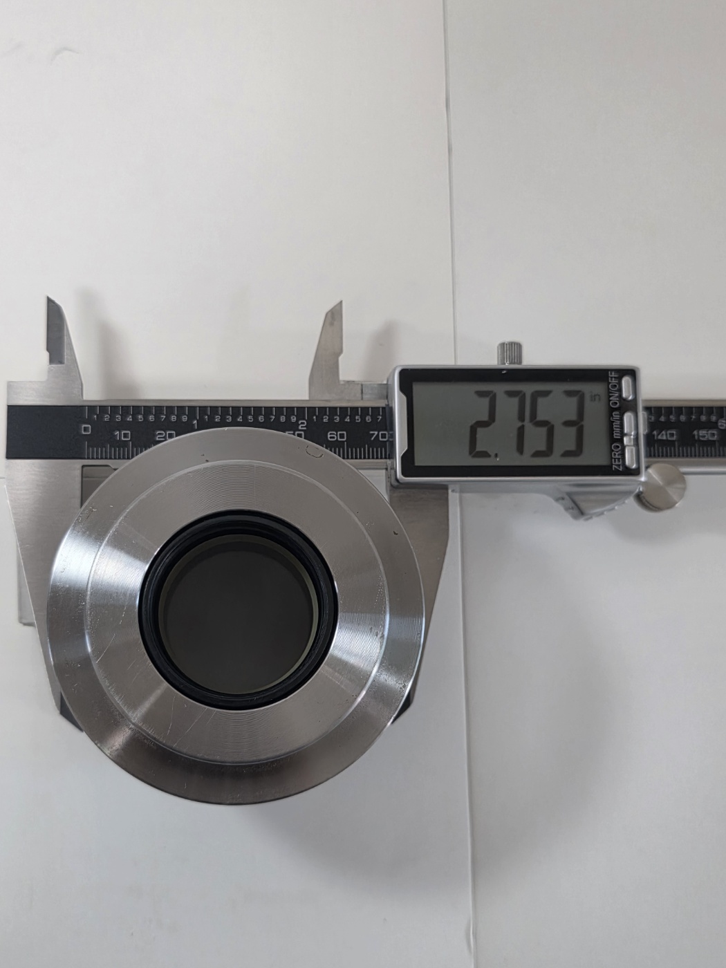 IA70-3565 Cylinder Head / Gland Assembly with Seals - Image 4